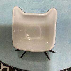 “Whisker City” Elevated Ceramic Cat Bowl